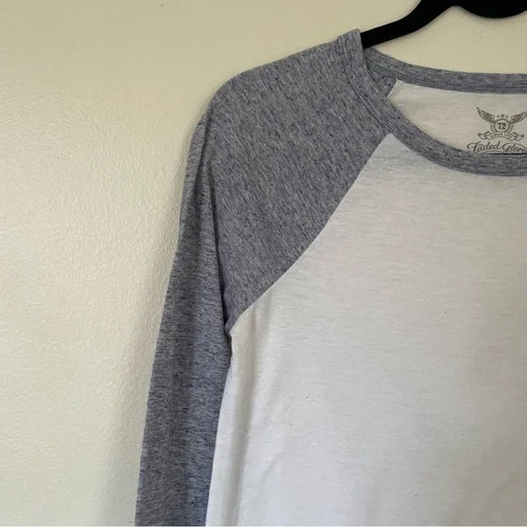Faded Glory | Blue and White Baseball Tee | Size Small - Picture 4 of 9